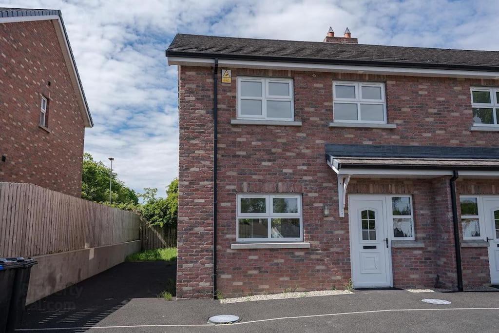 Cashel On The Coast, 3 Bedroom Holiday Home, באליקאסל מראה חיצוני תמונה